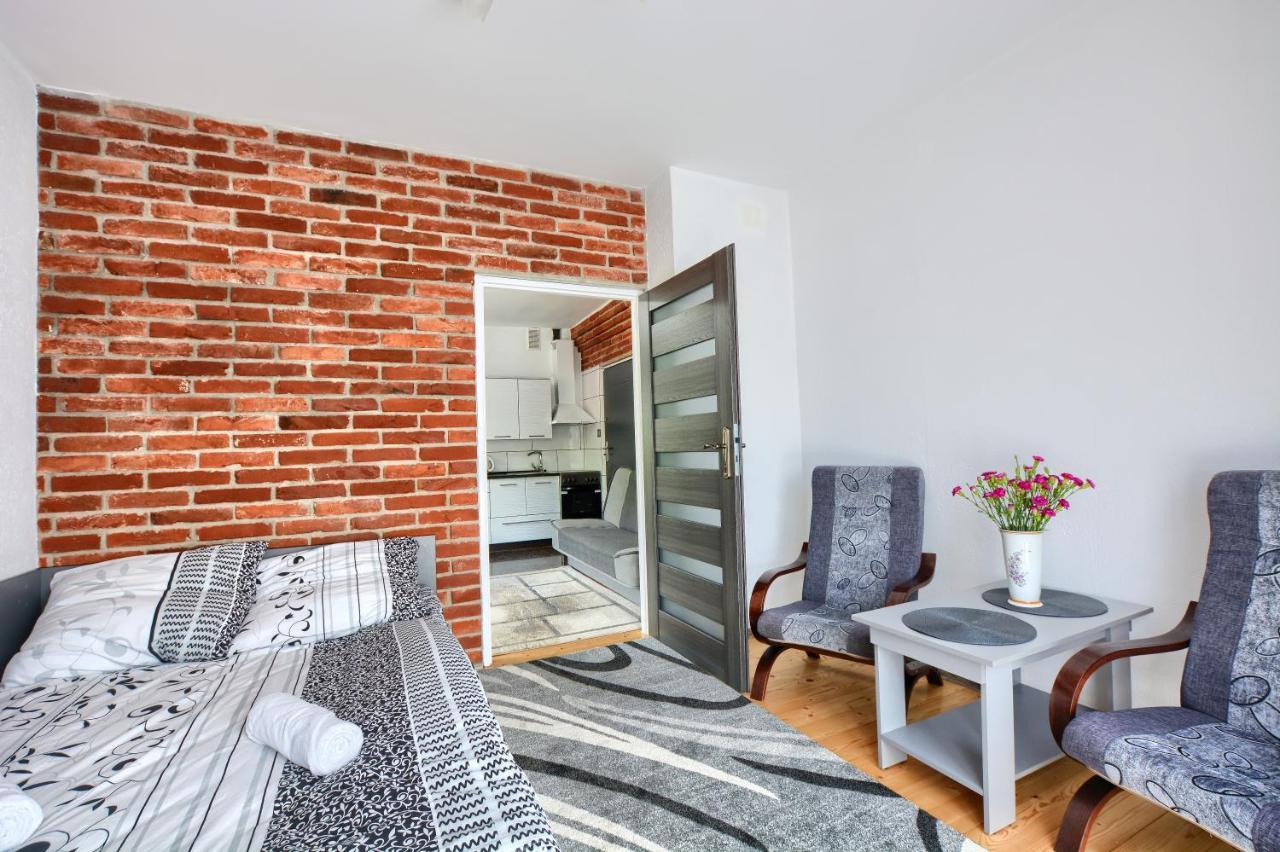 Ceglany Apartament Ustrzyki Dolne Eksteriør bilde
